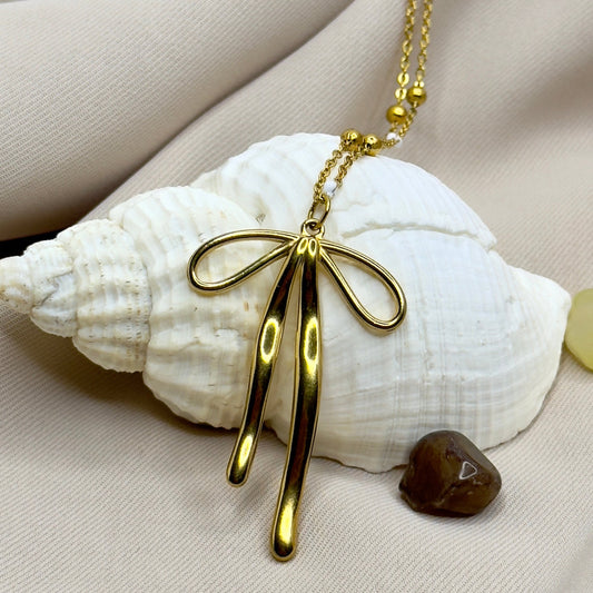 Tired Bow Necklace